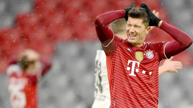 Bayern Munich v Borussia Moenchengladbach