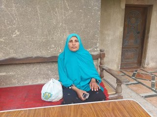 سيدة «صينية الفطار» لإطعام مصابي قطار طوخ..  هنية: متوقعتش رد الفعل