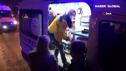 Kocaeli’de otomobil durağa daldı: 5 yaralı