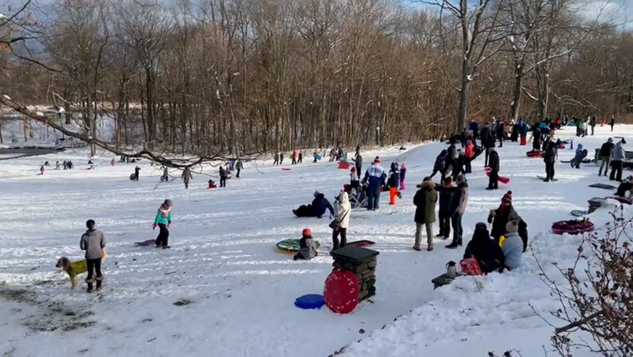 Families up and down the East Coast make the most of a snow day