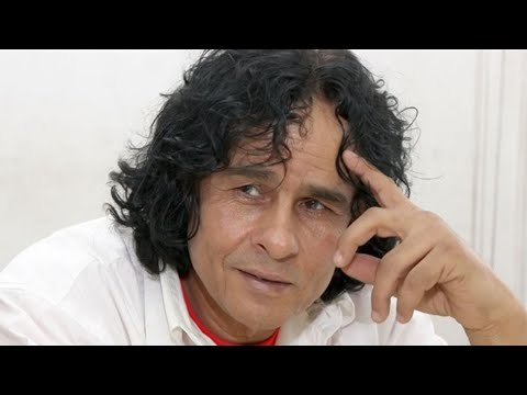 صلاة الجنازة على الفنان الراحل علي حميدة بمسجد الفتح في مطروح