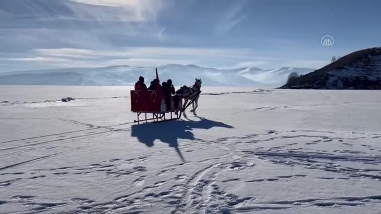 Son dakika haber: Donan Çıldır Gölü "Altın At Kristal Buz Festivali" ile şenlenecek