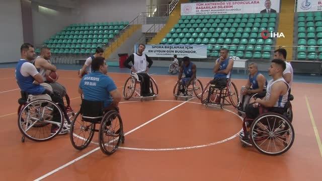 (Özel) Engelli sporcunun Fildişi Sahili'nden Bağcılar'a uzanan basketbol serüven