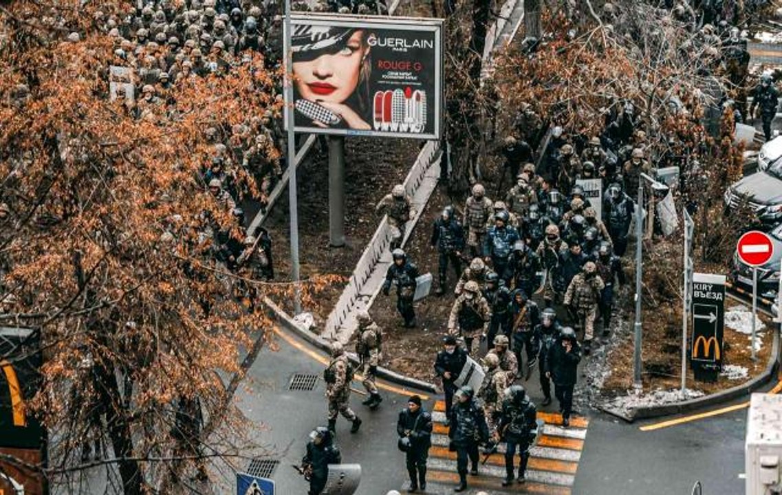 Son dakika haber! Kazakistan'daki olaylarda gözaltı sayısı 4 bin bin 266'ya yükseldiEski Ulusal Güvenlik Komitesi Başkanı "vatana ihanet" şüphesiyle gözaltında