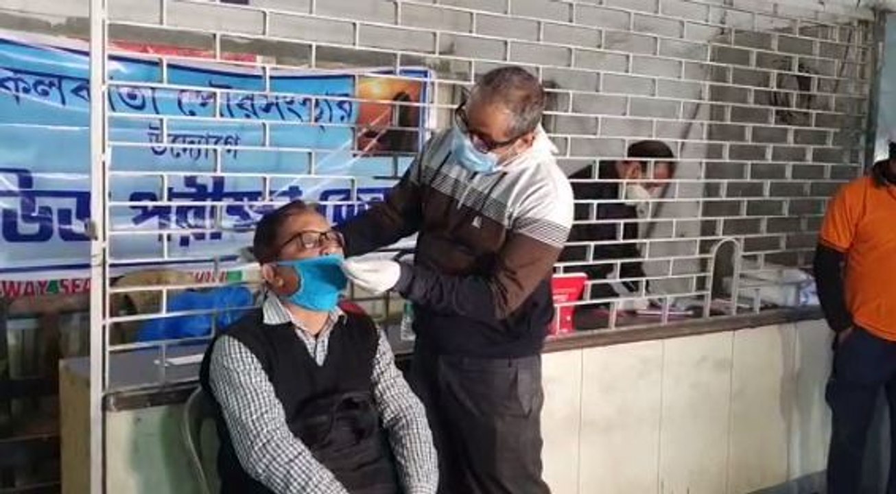 আজ থেকে শিয়ালদহ স্টেশনে কলকাতা পুরসভার পক্ষ থে...