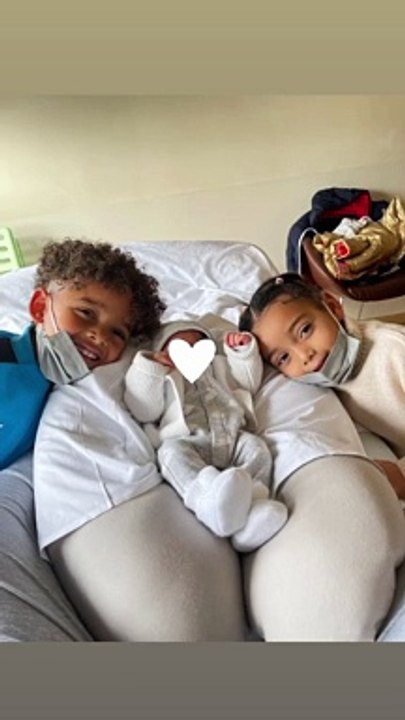 Le rappeur Alonzo de nouveau papa : Sa femme dévoile leur bébé et annonce avoir fait une fausse couche