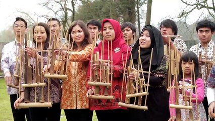 Tanah Air - Angklung Hamburg Orchestra ft. Gita & Paulus