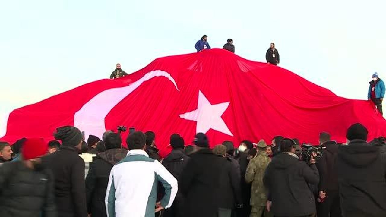 Bakan Yanık: "Sarıkamış toprağa hiç dokunmadan şühedanın sesini duyduğumuz bir yer"