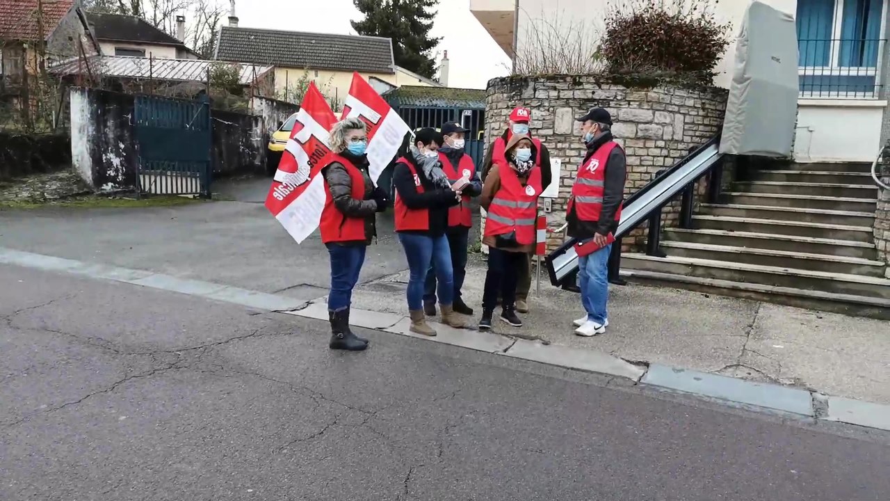 Non à la réduction d'horaire du bureau de Poste de Chaource