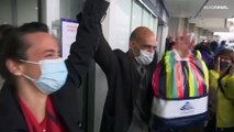 فيديو: الناشط رامي شعث يصل إلى باريس بعد 