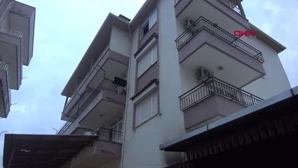 Son dakika haber: ANTALYA'DA YILDIRIM DÜŞEN DEPODA YANGIN ÇIKTI