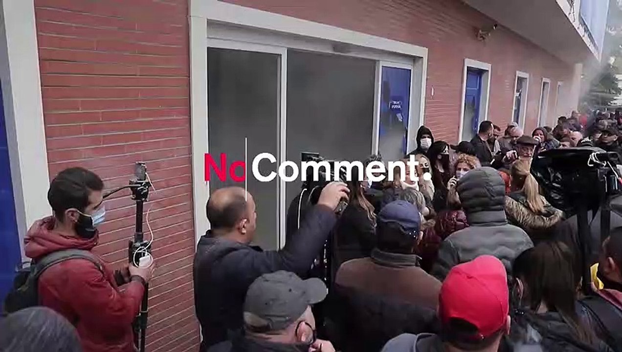 Machtkampf in Albanien: Schwere Unruhen in Tirana
