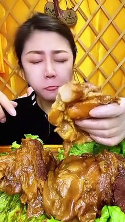 ASMR MUKBANG Spicy Food Burst So Delicious  Yummy Food Chinese Eating Show  Xiao Wei Mukbnag #1