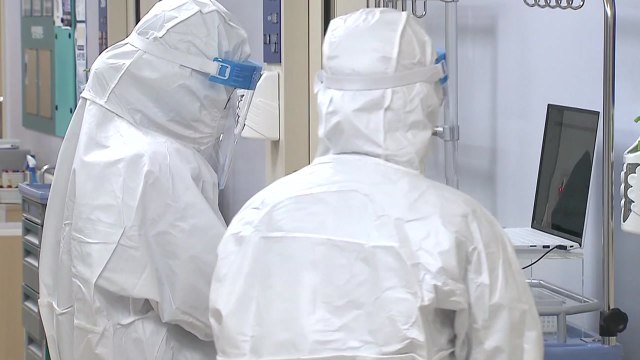 오미크론 곧 우세종... 의료 체계 바꿀 필요 / YTN