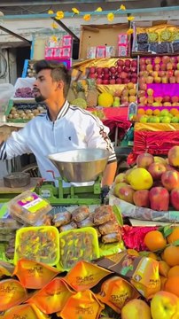 Customer rocked _joy_ shopkeeper shocked _joy_ - comedy-funny- shorts- funnyvideos ( 1280 X 720 )