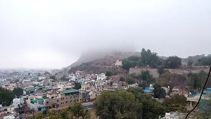 जोधपुर में तेज सर्दी, सुबह हल्का कोहरा