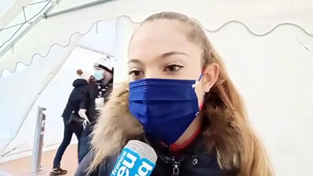 Cyclo-Cross - France 2022 - Line Burquier sacrée devant Hélène Clauzel et Amandine Fouquenet