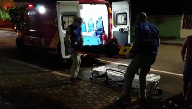 Motociclista fica ferido ao sofrer queda na Rua Marechal Cândido Rondon