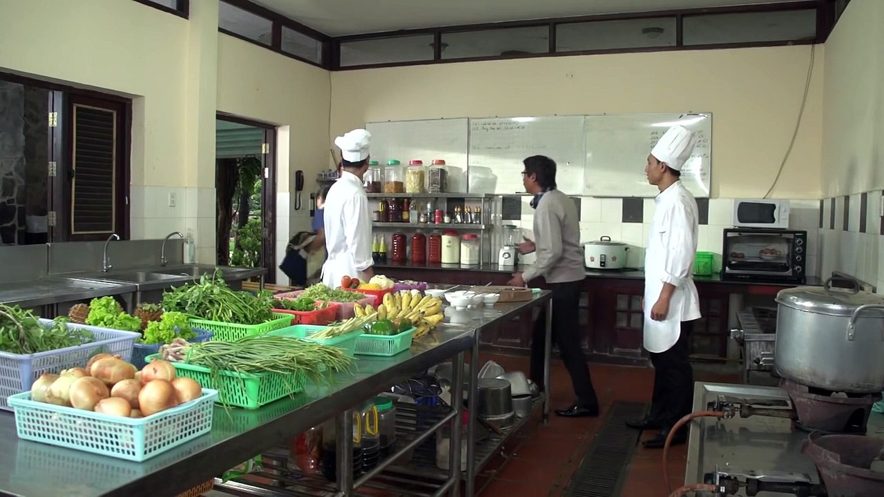 Tình Cù Lần Tập 24 - Phim Việt Nam