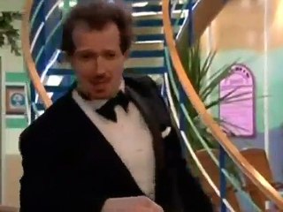 The Suite Life On Deck S02E01 - The Spy Who Shoved Me