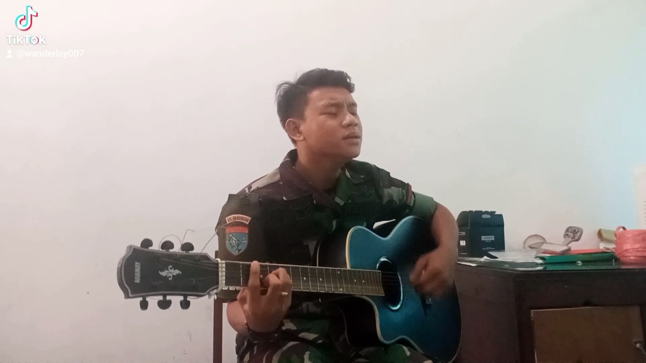 Aku bukan Jodohnya (Tri Suaka)