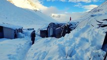 Video: Uttarakhand and hilly areas receive heavy snowfall