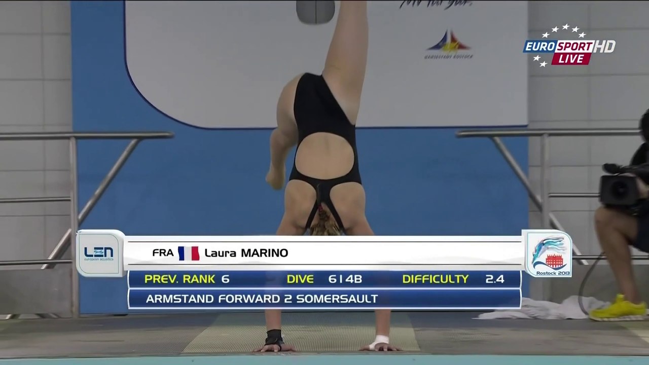 female diving moment 5