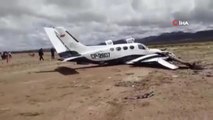 Bolivya'da arıza yapan uçak boş araziye acil iniş yaptı: 4 yaralı