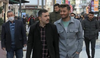 'KARADENİZLİ 'AŞI OLDUM HASTA OLMAM' DİYOR'