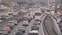 Sabah saatlerinde İstanbul'da trafik etkili oldu