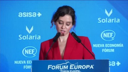 Ayuso reactiva la ofensiva contra Sánchez y augura una caída "masiva" de los contagios