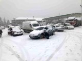 Antalya -Konya karayolunda kar kalınlığı 50 santime ulaştı