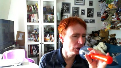 Wiwi égratigne "Rosalinda"