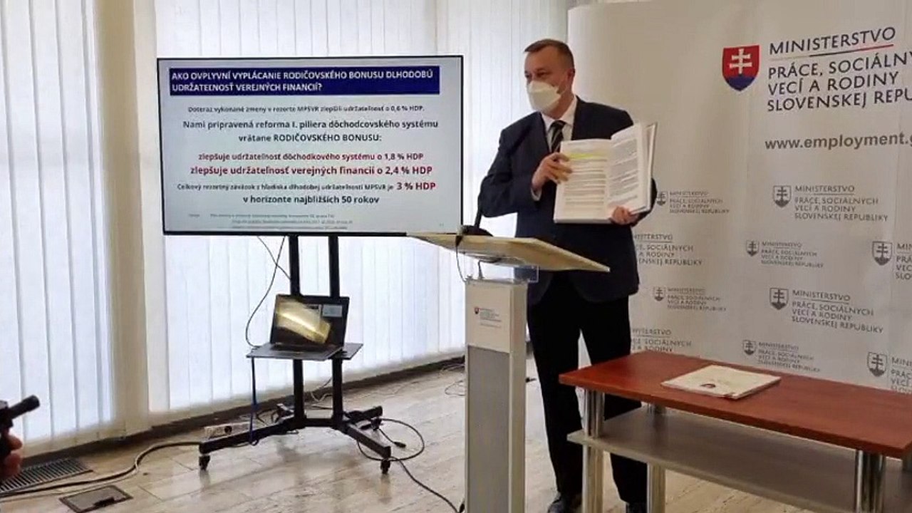 ZÁZNAM: M.Krajniak: MPSVR má pripravených 758 mil. eur na vyplácanie rodičovského bonusu