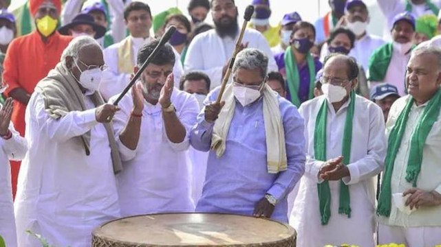 Political war erupts over Congress's Mekedatu padayatra; SC sets up panel to probe PM's security breach; more