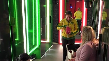 Nouchine en Nawel fluisteren - 10 januari 2022.