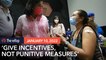 Robredo: Convince unvaccinated to get COVID-19 shots through incentives