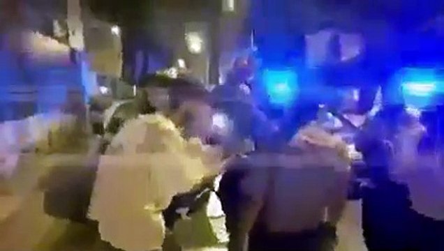 Cállate la boca , padre corrige a su hijo que había insultado a un sereno y efectivos policiales en Perú