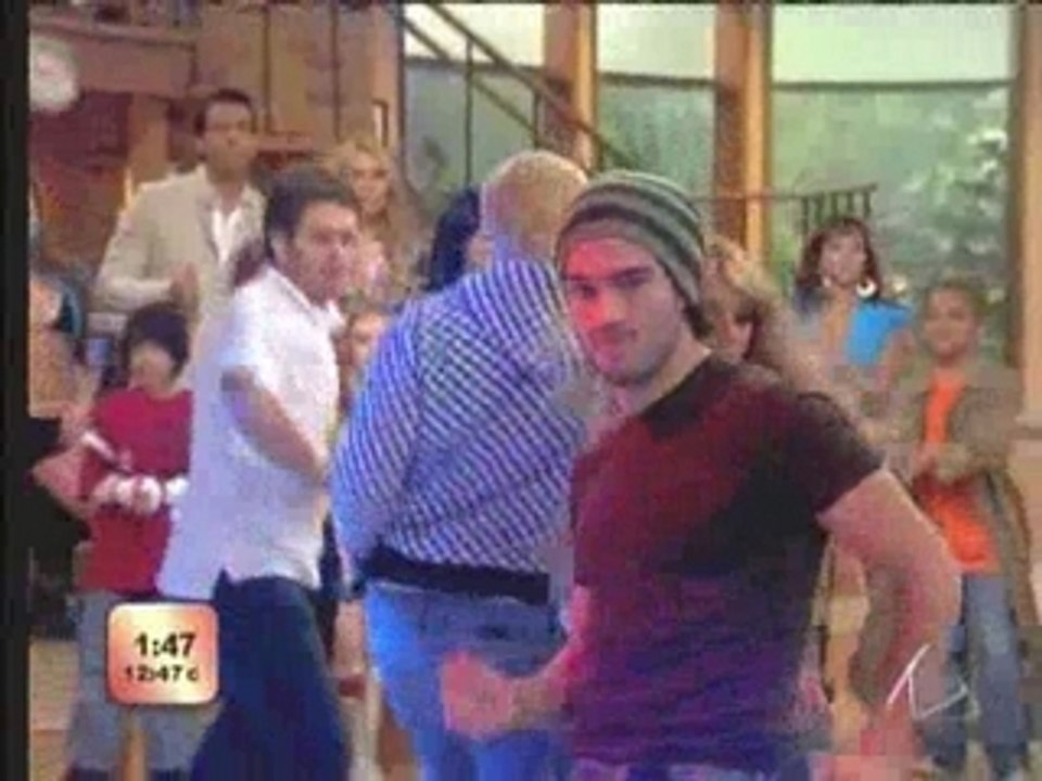 RBD - Empezar Desde Cero (ESCANDALO TV)
