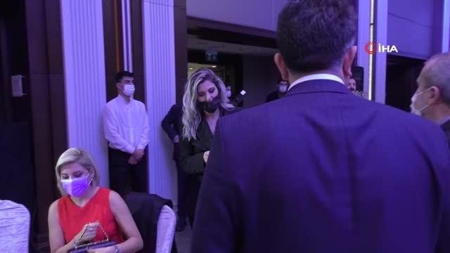 Haberin Kahramanları 2 ödül töreninde İHA ve Türkiye Gazetesi'ne ödül