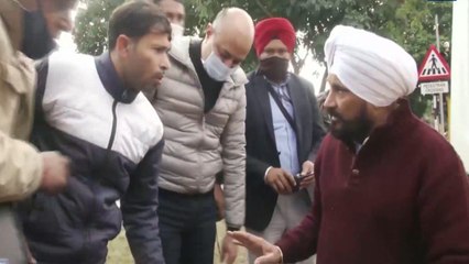 Video: CM Channi sopped his convoy to help an injured man!