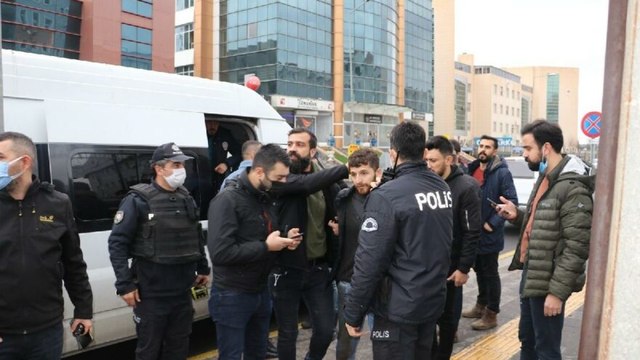 Adliye önündeki silahlı kavgada gözaltı sayısı 16’ya çıktı
