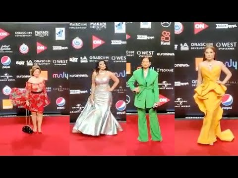 نسرين طافش تخطف الأنظار.. وتألق سمية الخشاب بالفضي في مهرجان الجونة