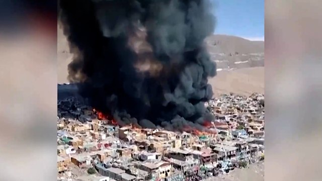 Chili : un méga incendie détruit 100 habitations dans un bidonville