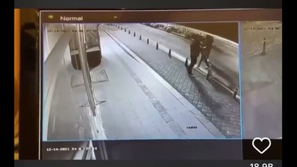 Müzisyen Ayhan Sicimoğlu kabusu anlattı! Karısının üzerine işediler