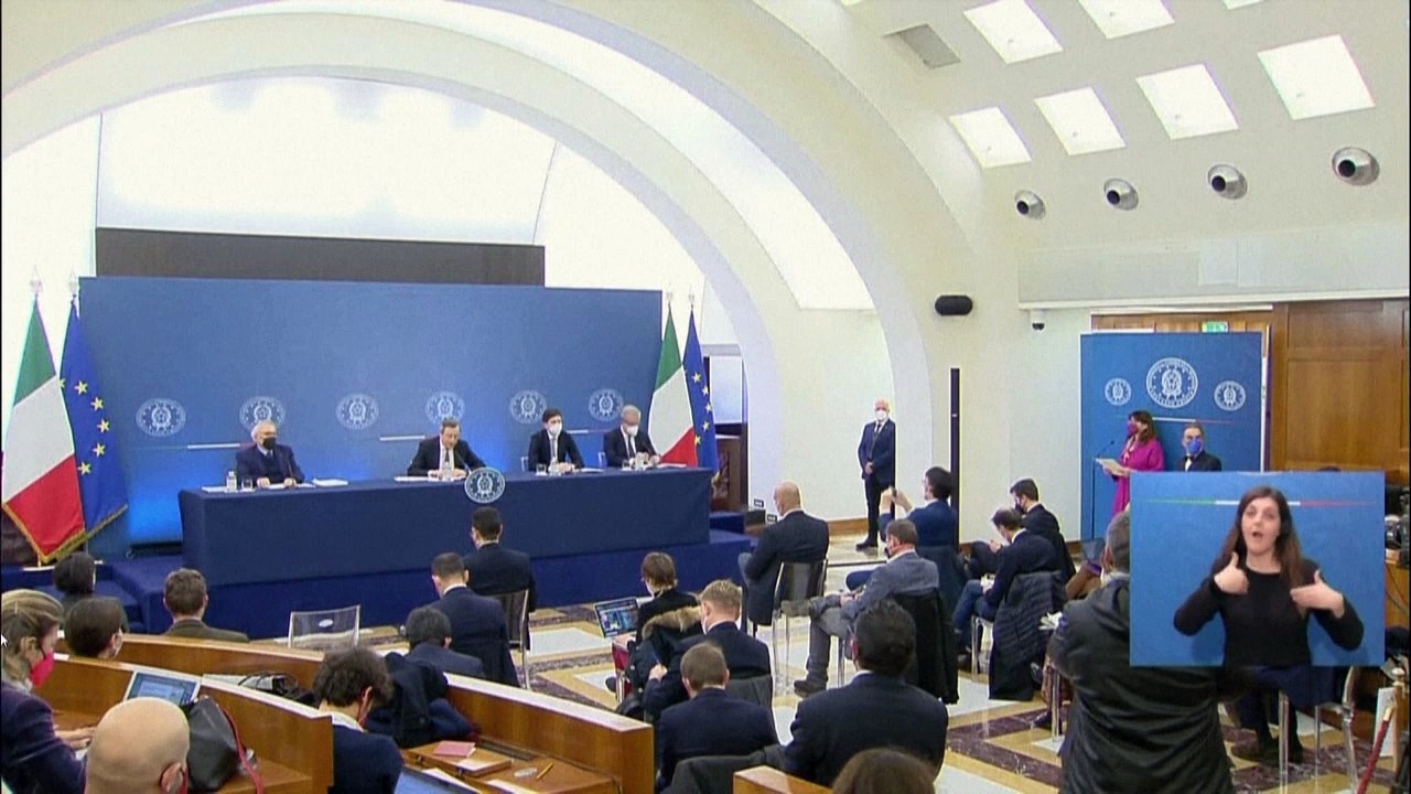 دول أوروبية تفرض تدابير"إضافية"  بسبب زيادة حالات الإصابة بكورونا وتضيق الخناق على غير الملقحين