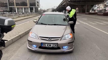 "Modifiye araç" denetiminde 14 sürücüye para cezası verildi
