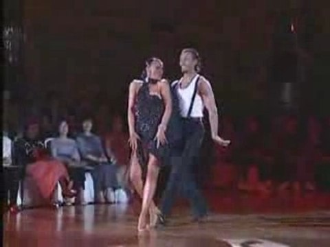 Chachacha Slavik Kryklyvyy et Karina Smirnoff