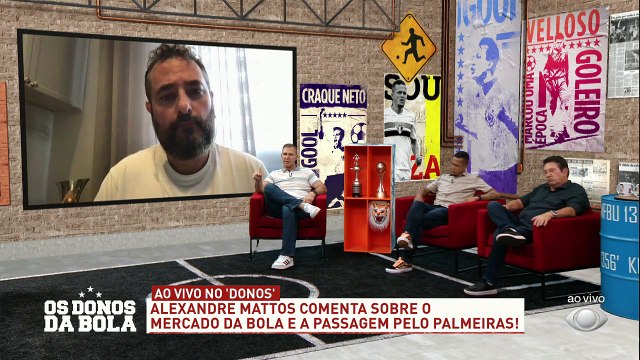 Os técnicos portugueses vem conquistando cada vez mais espaço no futebol brasileiro. Questionado sobre isso, Alexandre Mattos deu sua opinião sobre o trabalho dos estrangeiros:#OsDonosdaBola