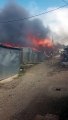 Gran incendio consume varias viviendas humildes en Cartago